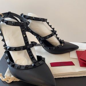 Valentino heel